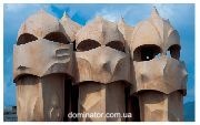 Gaudi - The Complete Buildings